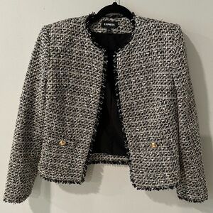 Cropped tweed blazer